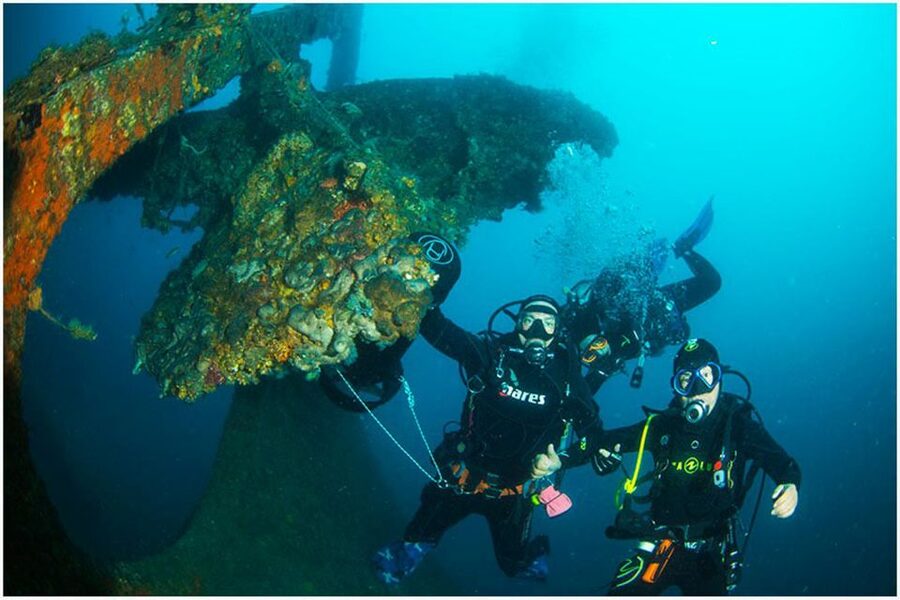 Catania: Gulf Scuba Diving Tour with Marine Biologist - Meeting at Etna & Sea Excursions, then out on the long-tail