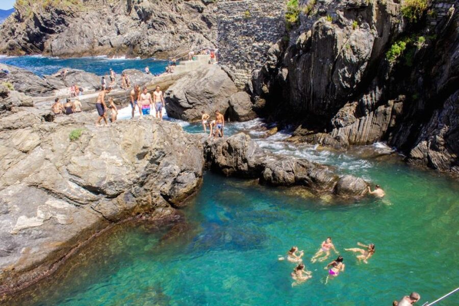 Cinque Terre: Hybrid Boat Tour with Swimming Stop - What to bring, plus the onboard gear option