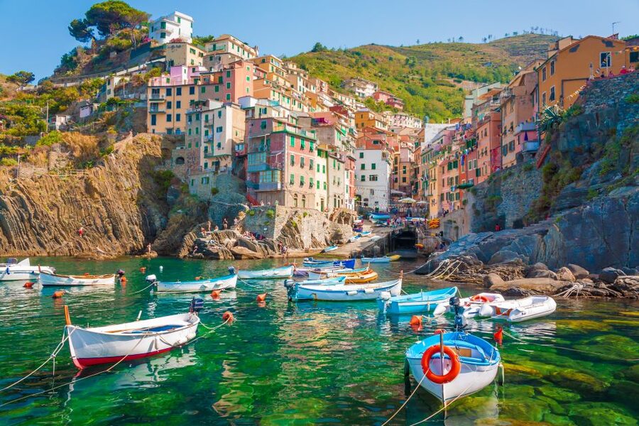 Cinque Terre Tour and Limoncino by Train from La Spezia - La Spezia Centrale start: less stress, more time in Cinque Terre