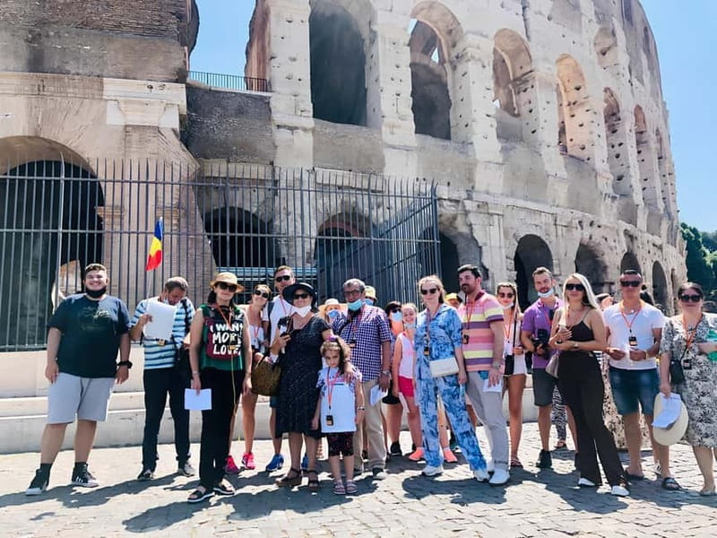 Colosseum Express Guided Tour / Forum & Palatine Audioguide - Entering the Colosseum with skip-the-line, plus the security reality check