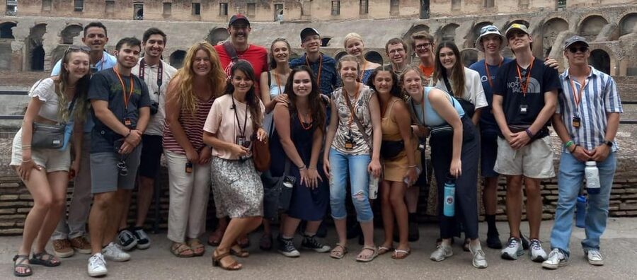 Colosseum Express Guided Tour / Forum & Palatine Audioguide - Your guided handoff: tickets and an offline app for Forum and Palatine