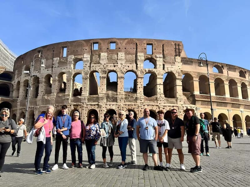 Colosseum Express Guided Tour / Forum & Palatine Audioguide - Meeting points and how to actually find your guide
