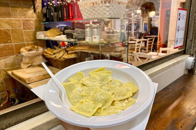 Cooking Class and Lunch at a Tuscan Farmhouse with Local Market Tour from Florence - Who should book this Tuscan farmhouse cooking day