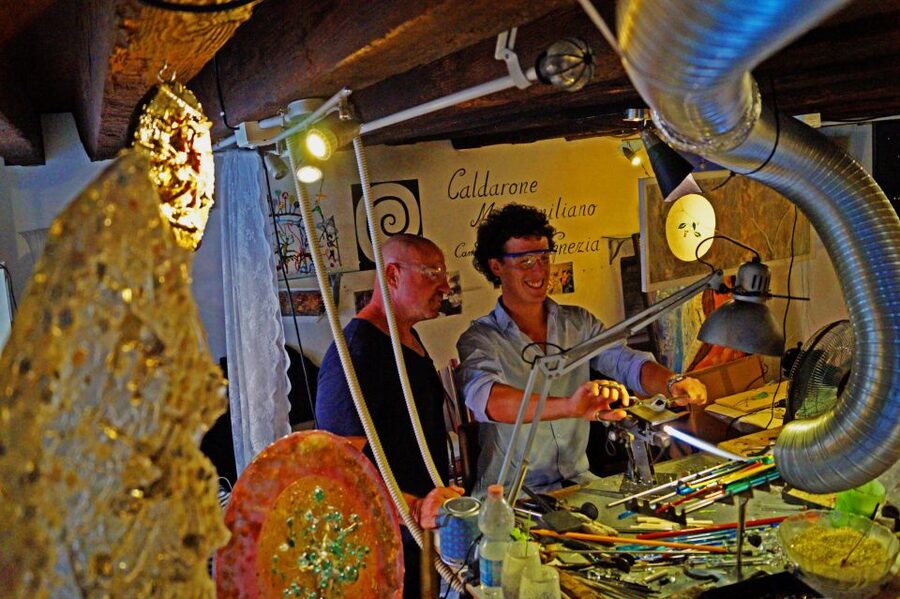 Create Your Glass Artwork: Private Lesson With Local Artisan - Who This Class Is Best For