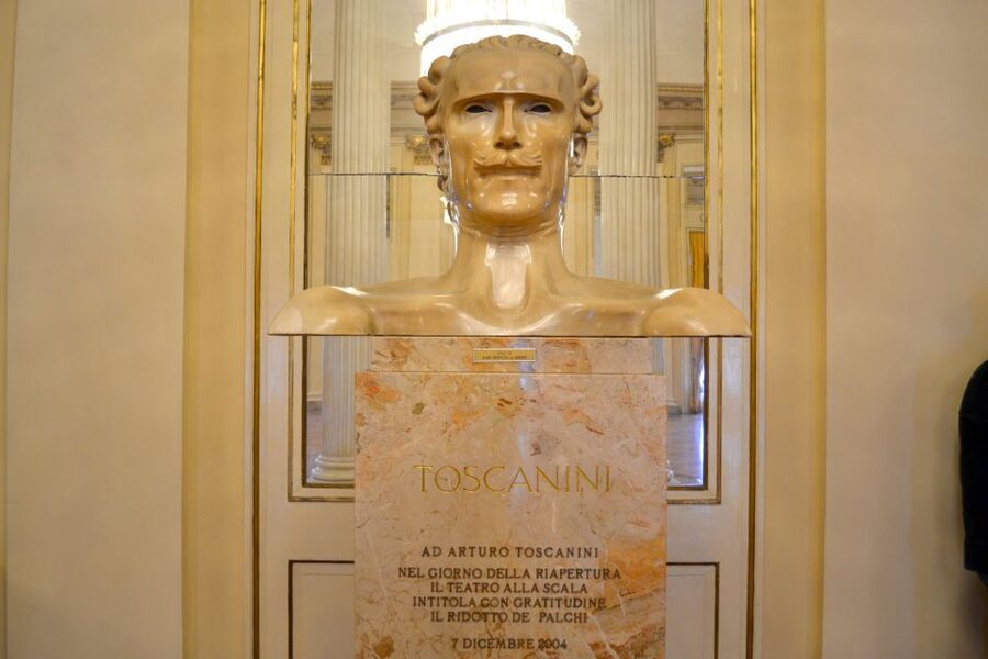 Da Vinci's Last Supper & Milan Sightseeing Tour - Galleria Vittorio Emanuele II and the Milan Cathedral Duomo walk