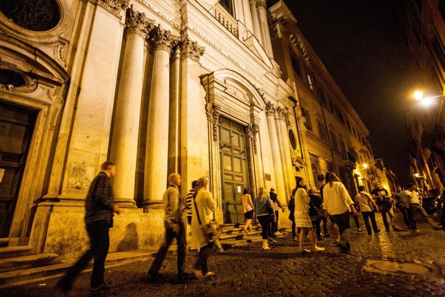 Dark Heart of Rome: Facts, Legends, and Mystery Tour - Key things that make this tour worth your night