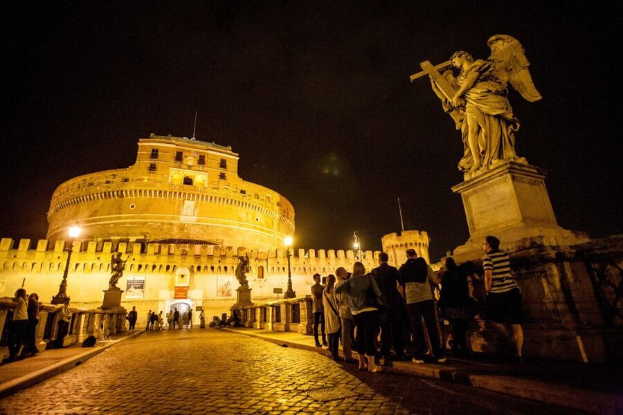 Dark Heart of Rome: Facts, Legends, and Mystery Tour - Castel Sant’Angelo after dark, Hadrian’s Mausoleum connection