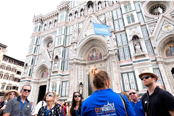 David & Accademia Guided Tour with Time Entry Ticket - Guide style: you may get local storytelling like Giovanna, Valentina, or Sara