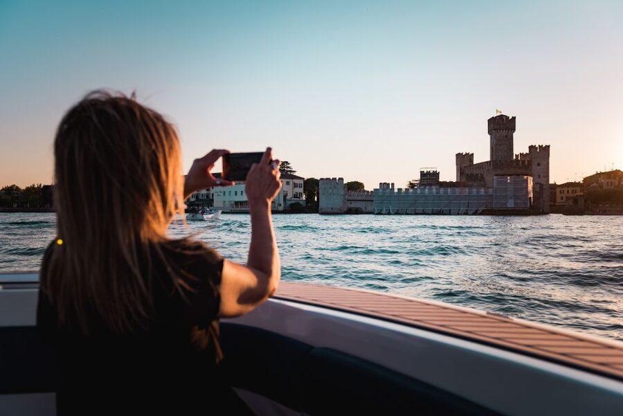 Desenzano del Garda: Sunset Boat Trip at Sunset with Drink - Finding the boat at Desenzano Harbor (Hotel Vittorio to the second jetty)