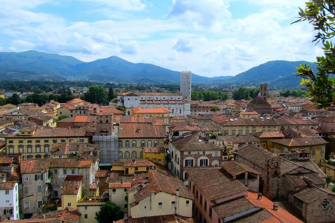 Discover Lucca’s Secrets on a Guided Walking Tour - Key highlights at a glance