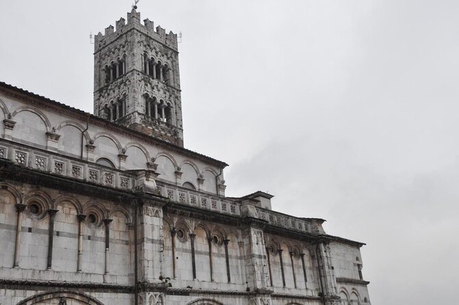 Discover Lucca’s Secrets on a Guided Walking Tour - A 2-hour Lucca walking tour that gives you bearings fast