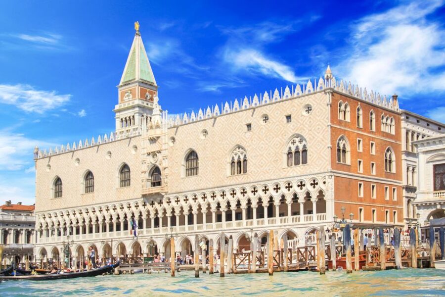 Doge's Palace Skip-the-Line Guided Tour - Doge’s Apartments and Courtyards, Plus Big-Name Art