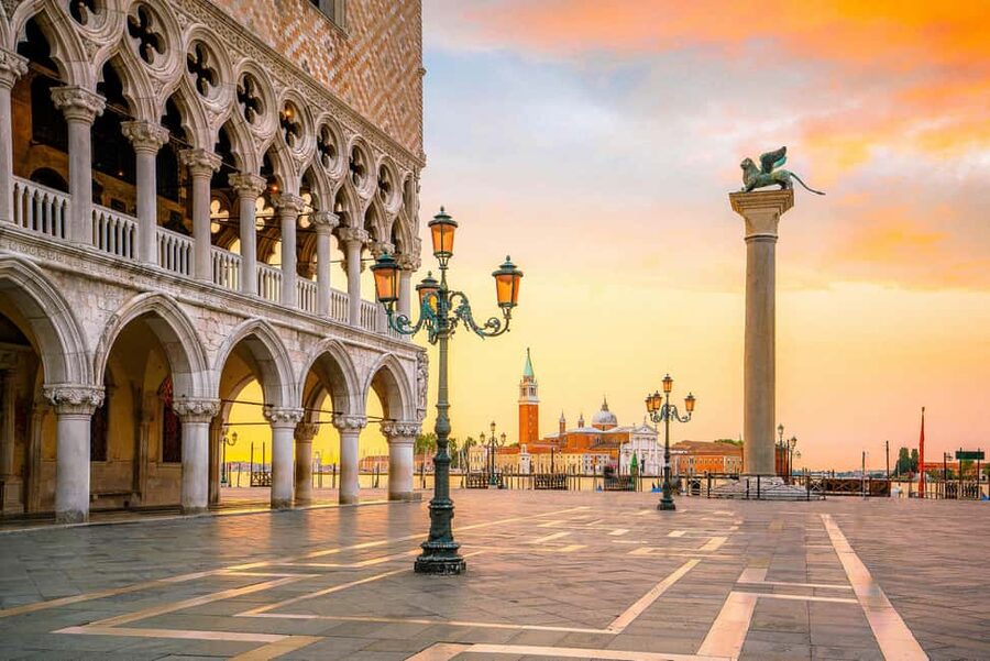 Doge’s Palace & St. Mark’s Basilica Tickets + Tour Options - Meeting up in St. Mark’s Square and setting the pace