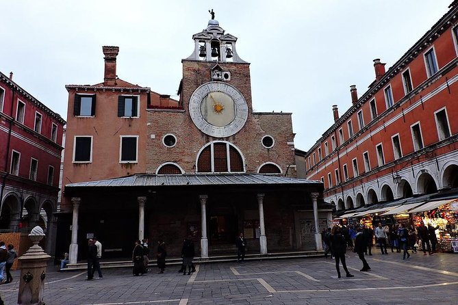 Eat, Drink and Repeat: Wine and Food Tasting Tour in Venice - What you actually eat and drink: from cod and fried fish to shrimp in white wine