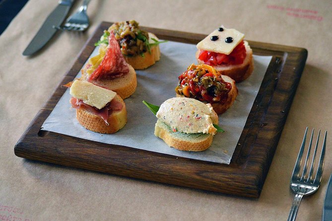 Eat Like a Local: Venice 3-Hour Small-Group Food Tasting Tour - Stop 3: A Family Pastry Shop, Venice’s Sugar Story and Carnival Sweets