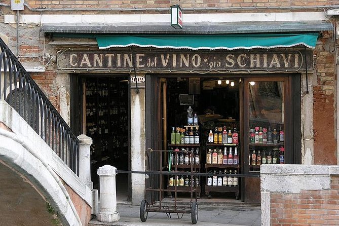 Eat Like a Local: Venice 3-Hour Small-Group Food Tasting Tour - Stops 4 and 7: More Cicchetti Bars, Plus the Castello Flex Option