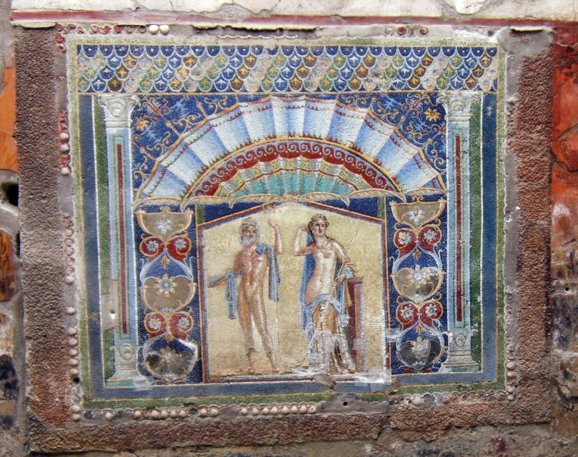 Ercolano: Herculaneum Skip-the-Line Ticket & Audio Guide - Herculaneum’s preserved streets, run by an audio guide