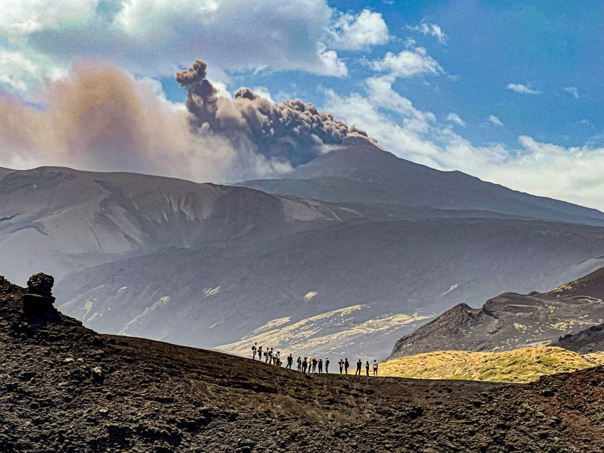 Etna: Craters of the 2002 Eruption Trekking Experience - The views you get: eruptive theater, coast lines, and “you can see the story”