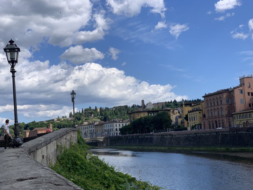 Florence: 2-Hour Guided Bike Tour - Getting oriented: start point and first minutes matter