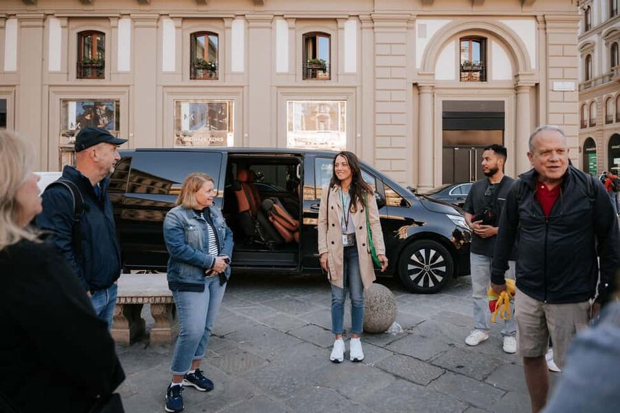 Florence: Best of Tuscany – Siena, Chianti & San Gimignano - Chianti Hills: the vineyard tour and why the lunch feels like the main event