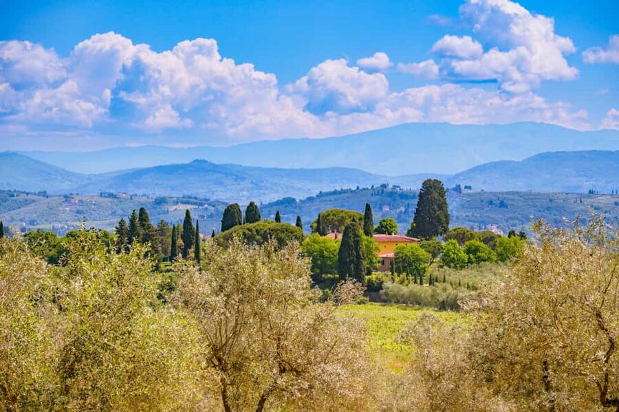 Florence: Chianti E-Bike Tour with Lunch & Two Wine Tastings - Meeting at Ciaoflorence and getting your bearings fast