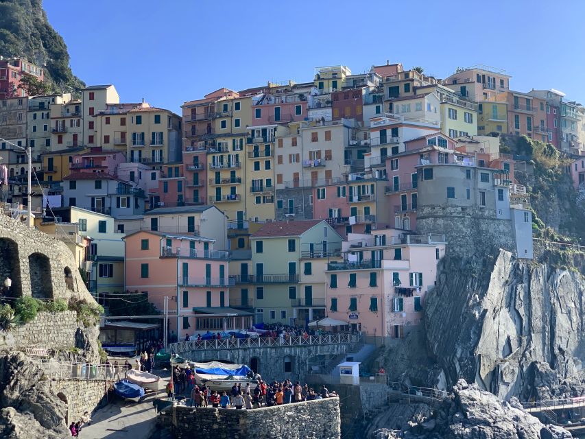 Florence: Cinque Terre Day Trip with Optional Street Food - The coach ride to Levanto, plus the vibe check