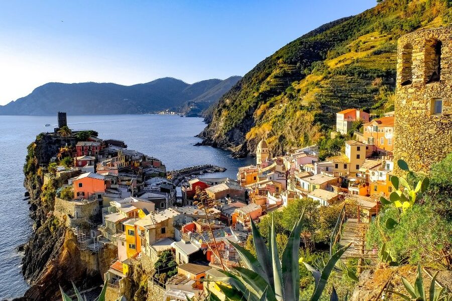 Florence: Cinque Terre Day Trip with Optional Street Food - Monterosso al Mare: your biggest block of free time
