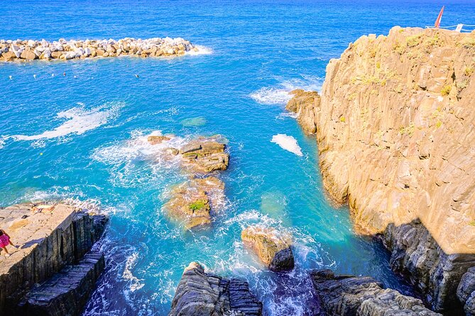 Florence: Cinque Terre Park Day Trip with Optional Street Food - Back to Florence: the late coach ride and the long day effect