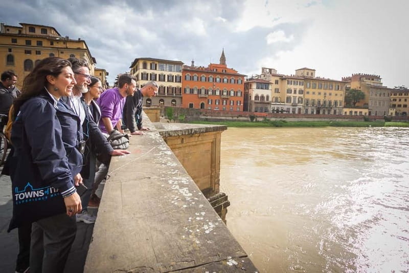 Florence: City Highlights Walking Tour + Wine Windows Option - Medici power, Roman roots, and the Renaissance story you can carry