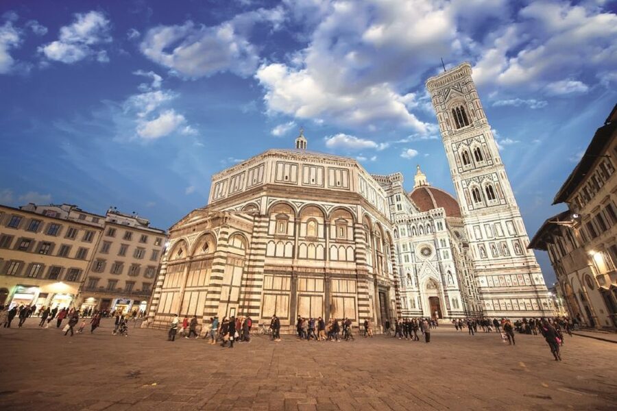 Florence: City Sightseeing Guided Bike Tour - Palazzo Pitti and San Frediano in Cestello: Palace and Church Cupolas Close-Up