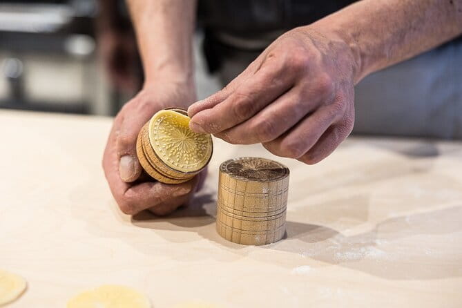 Florence: Cooking Class Pasta & Tiramisu Making Unlimited Wine - Price and value: how $89.49 stacks up in Florence