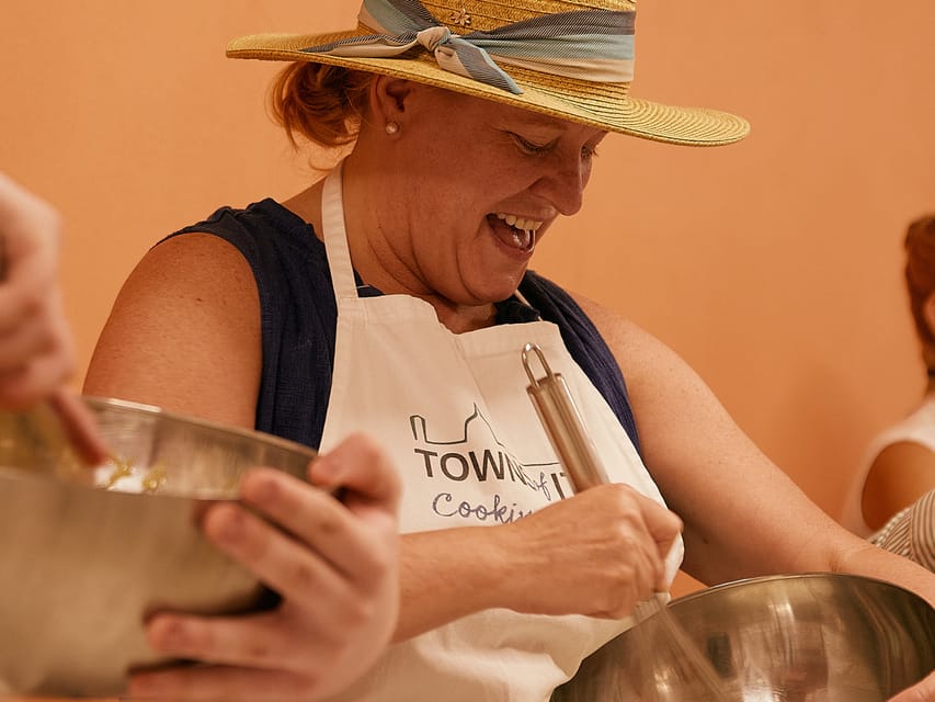 Florence: Cooking Class with Local Food Market Tour - Central Market Florence: Shop, sample, and learn the rules