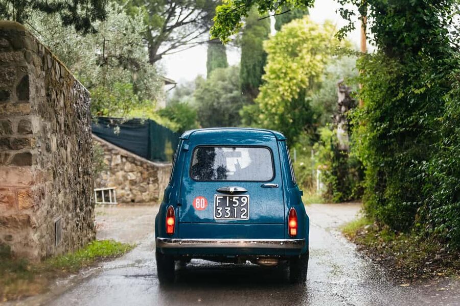 Florence: Countryside Vintage Fiat 500 Driving Tour - Who should book this Fiat 500 driving tour