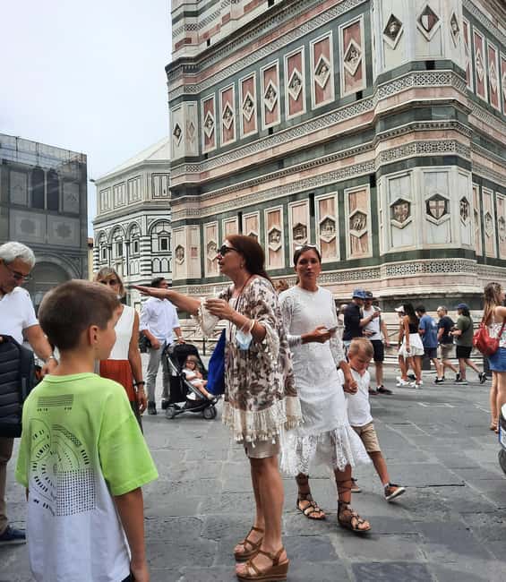 Florence: Dan Brown's Inferno 2-Hour Walking Tour - What you should bring, and how to dress for success