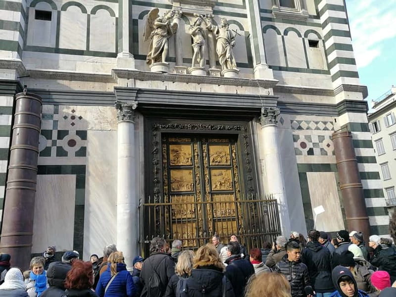 Florence: Duomo Area Tour and Brunelleschi Dome Climb Ticket - Duomo and dome, planned like a smart half-day