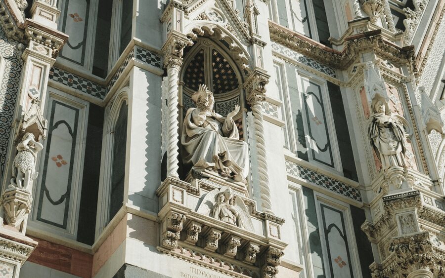 Florence: Duomo Cathedral Immediate Access & Guided Tour - Frescoes, frescoes everywhere: how the explanations raise your visit