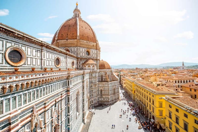 Florence: Duomo Cathedral Small Group Tour - Stepping into Santa Maria del Fiore: what the guide helps you notice