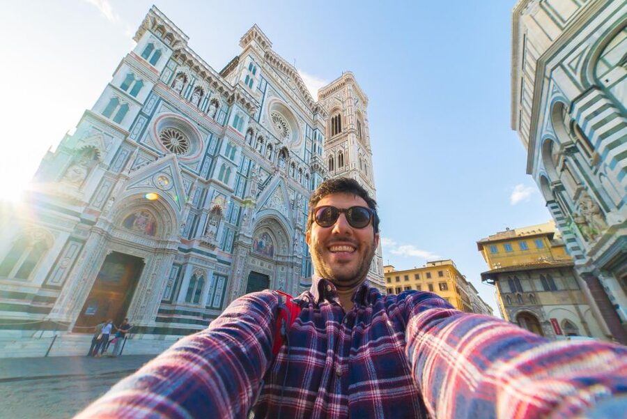 Florence: Duomo Guided Tour with Optional Dome Climb Upgrade - Finding your meeting point and getting through security quickly