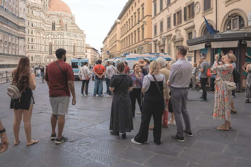 Florence Duomo Square Guided Walking Tour with Entry Tickets - Dress code and practicalities so you do not get stopped