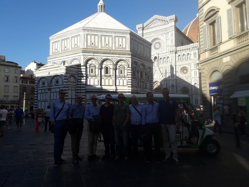 Florence: Eco-Friendly Golf Cart City Tour with Audio Guide - Ponte Vecchio and the Santa Trinita crossing toward Oltrarno