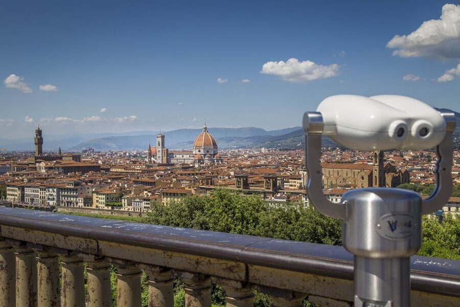 Florence: Eco-Friendly Panoramic Tour in Electric Golf Cart - Meeting at Eataly and timing your check-in right