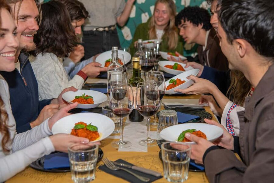 Florence: Flavours of Tuscany Food Tour - Santa Croce finish: where the meal often gets its biggest flavor punch