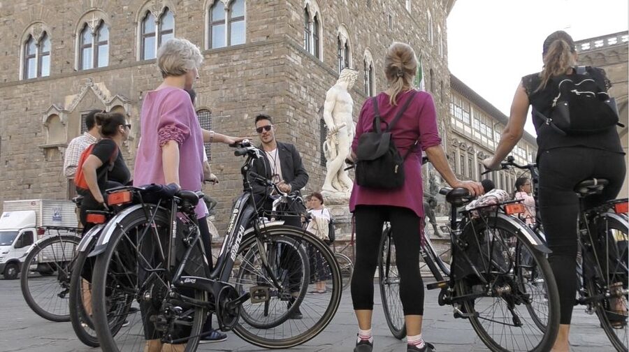 Florence: Guided Bike Tour with Piazzale Michelangelo - Florence by Bike in 2.5 Hours: Why This Format Feels Smart