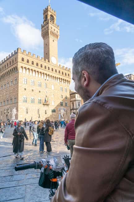 Florence: Guided City Tour by Rickshaw - Tornabuoni Street and Repubblica Square: Fashion, Motion, Finish