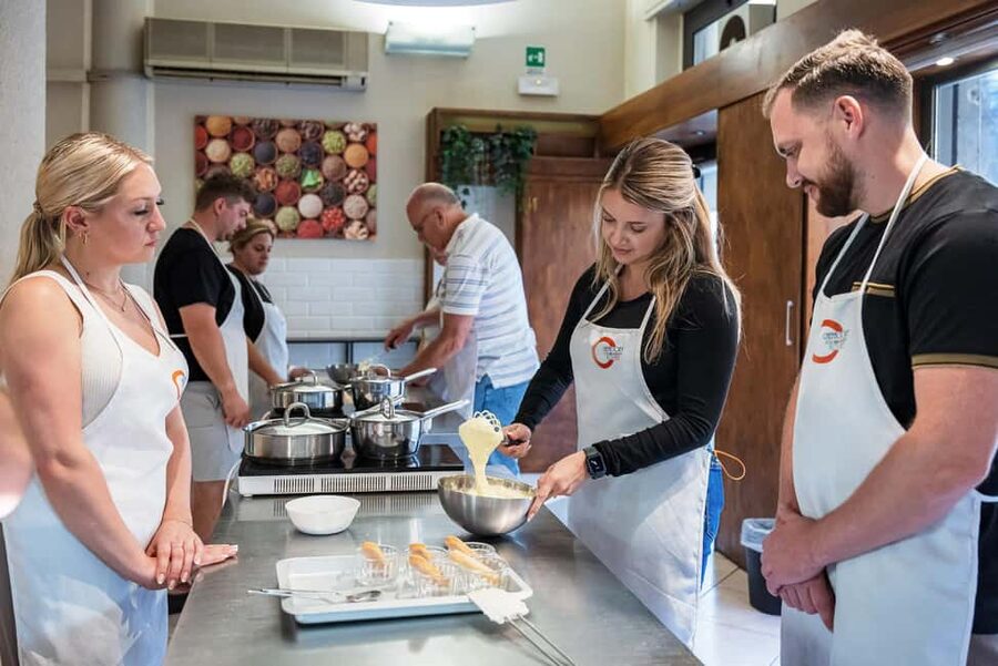 Florence: Handmade Pasta & Dessert Class with Unlimited Wine - The Optional Full-Day Food Plan: Trippa and Lampredotto Street Flavor