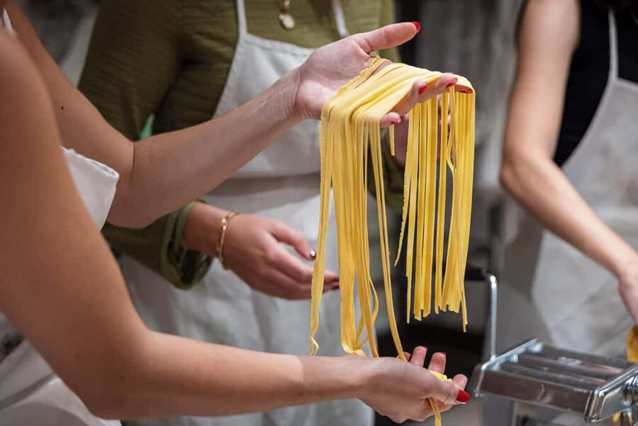 Florence: Handmade Pasta & Dessert Class with Unlimited Wine - Should You Book This Florence Handmade Pasta and Dessert Class?