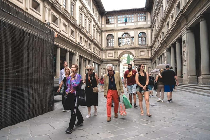 Florence: Medici Family Guided Walking Tour - Palazzo Medici Riccardi to San Lorenzo, how the Medici network made the city