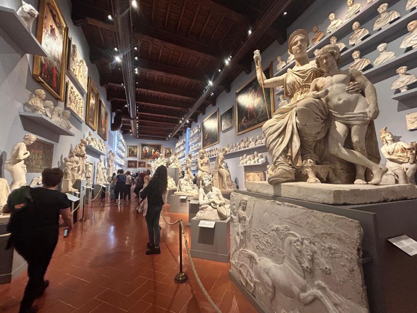 Florence: Michelangelo's David Entrance Ticket and Audio App - Meet the ENJOY ROME staff and swap your voucher fast