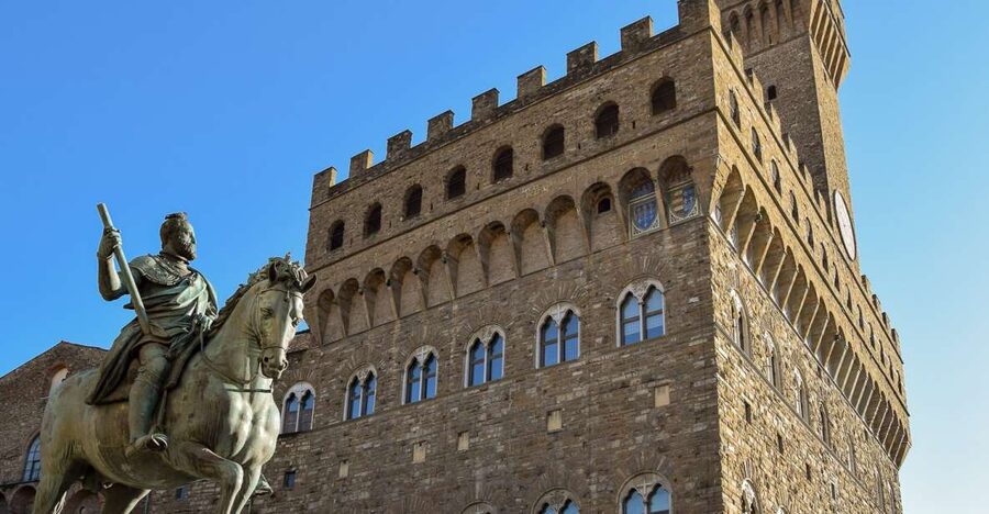 Florence: Mysteries of the Medici Guided Walking Tour - Why the Medici story works best on foot in Florence