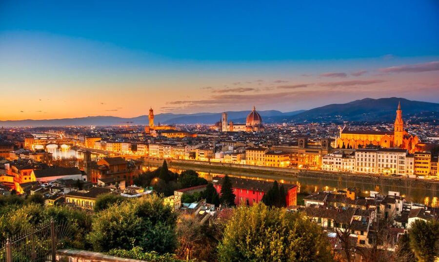 Florence: Night Tour by Electric Bike - Along the Arno and through lantern-lit streets